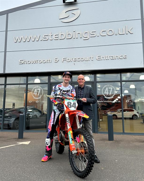 Stebbings Car Superstore Steps Up to Support the Dirt Store MXGB at Blaxhall