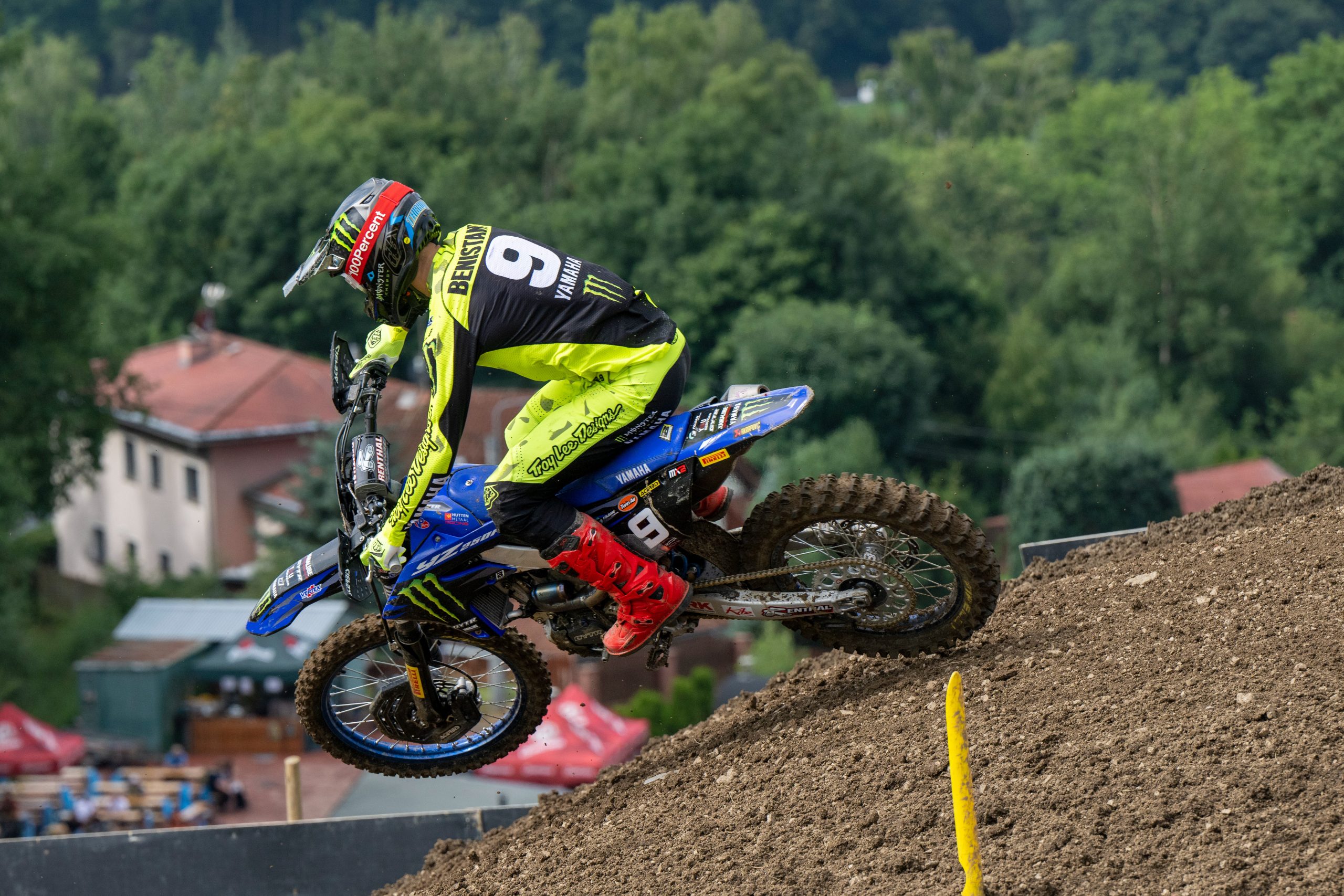 Top-10 Results for Benistant and Reisulis at MXGP of Czech Republic