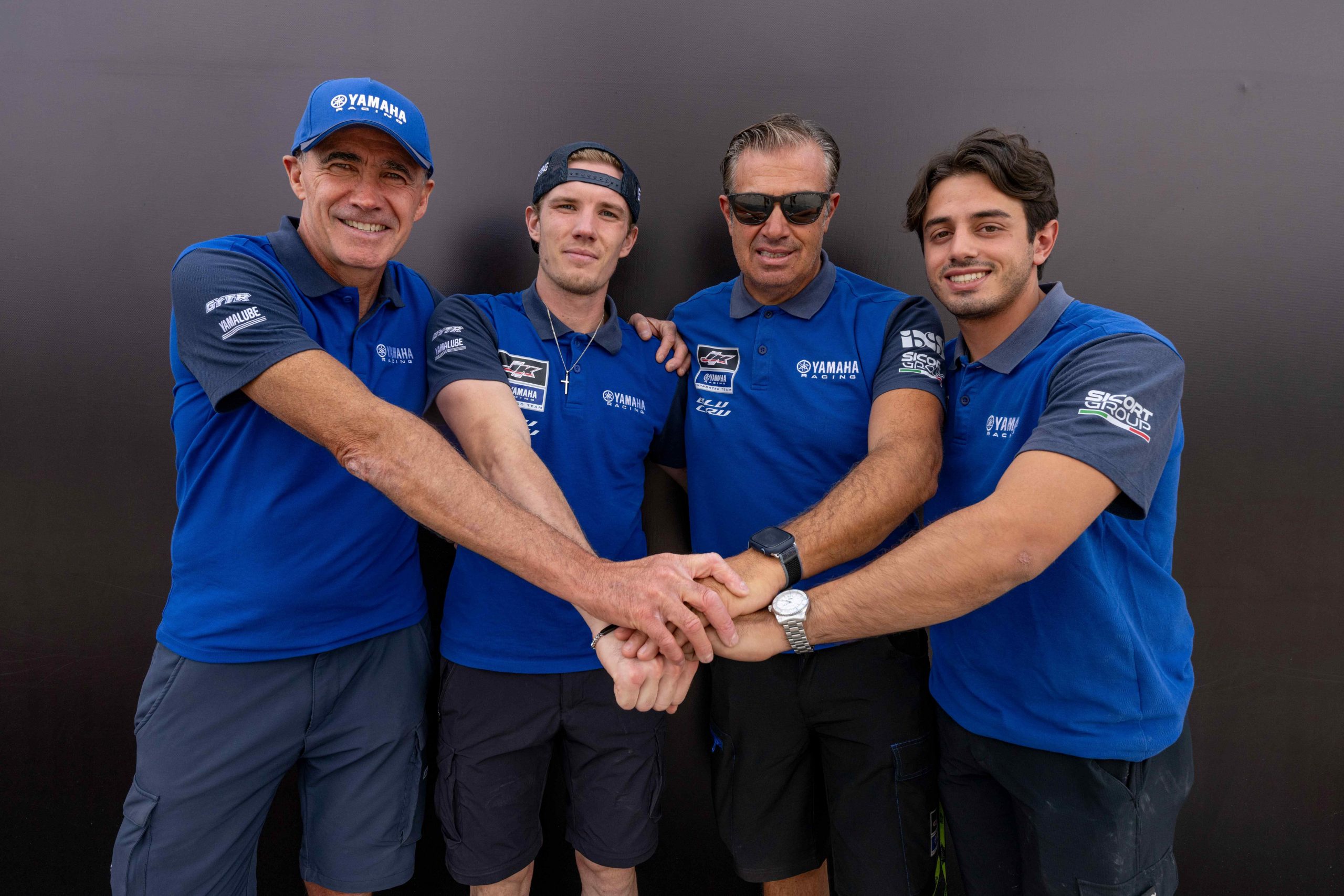 Isak Gifting continues with Yamaha & The JK Yamaha Supported MX Team through 2026
