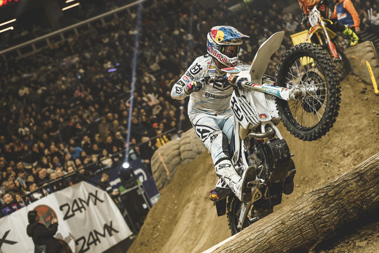 Boosted Racing Billy Billy Bolt battles to victory at Budapest SuperEnduro